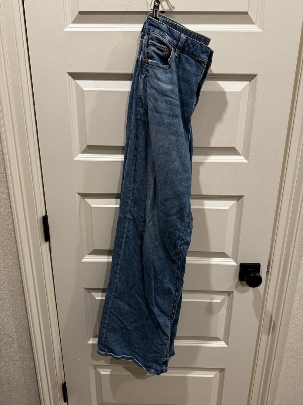 American Eagle Drapey Women's Classic Blue Denim Jeans